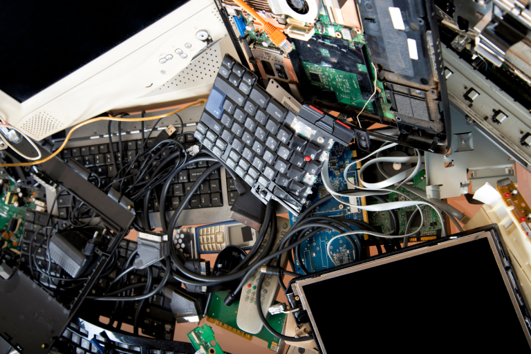 Easy Ways to Recycle Old Gadgets and Reduce Electronic Waste